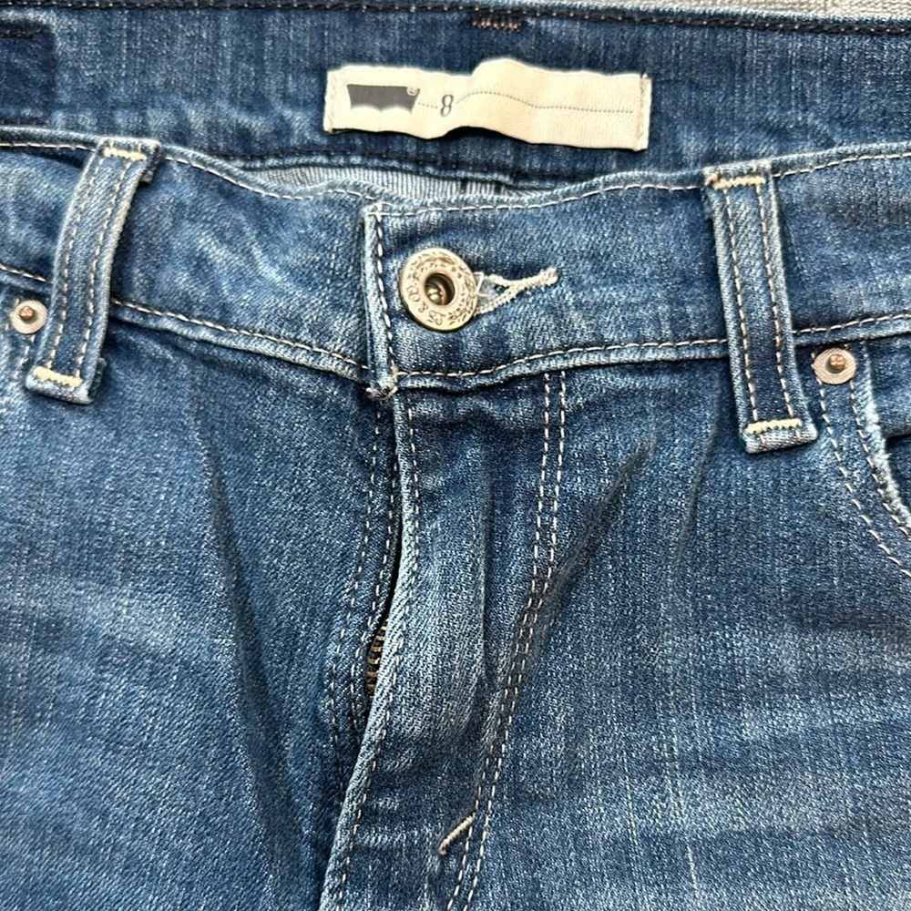 Levi’s Women’s Crop Jeans Size 8 - Picture 7 of 10